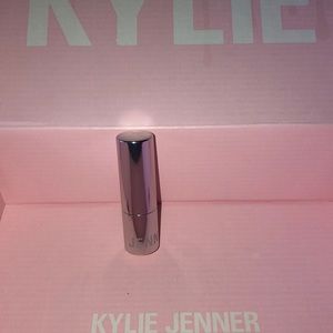 Kylie Cosmetics Butterscotch Créme Lipstick
